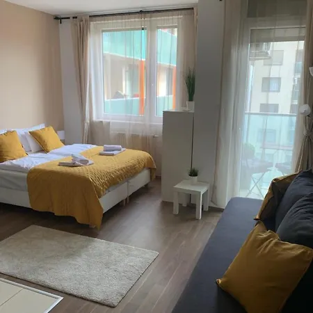 Apartment Corvin Sun Downtown Budapest